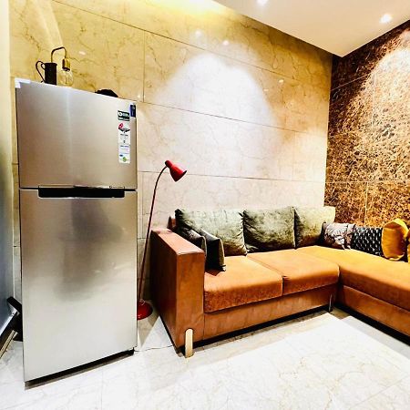 Divine Studios Rajouri Garden Nowe Delhi Zewnętrze zdjęcie