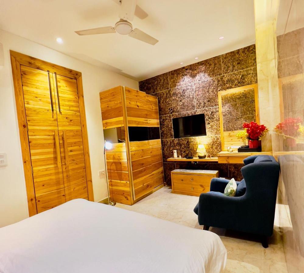 Divine Studios Rajouri Garden Nowe Delhi Zewnętrze zdjęcie