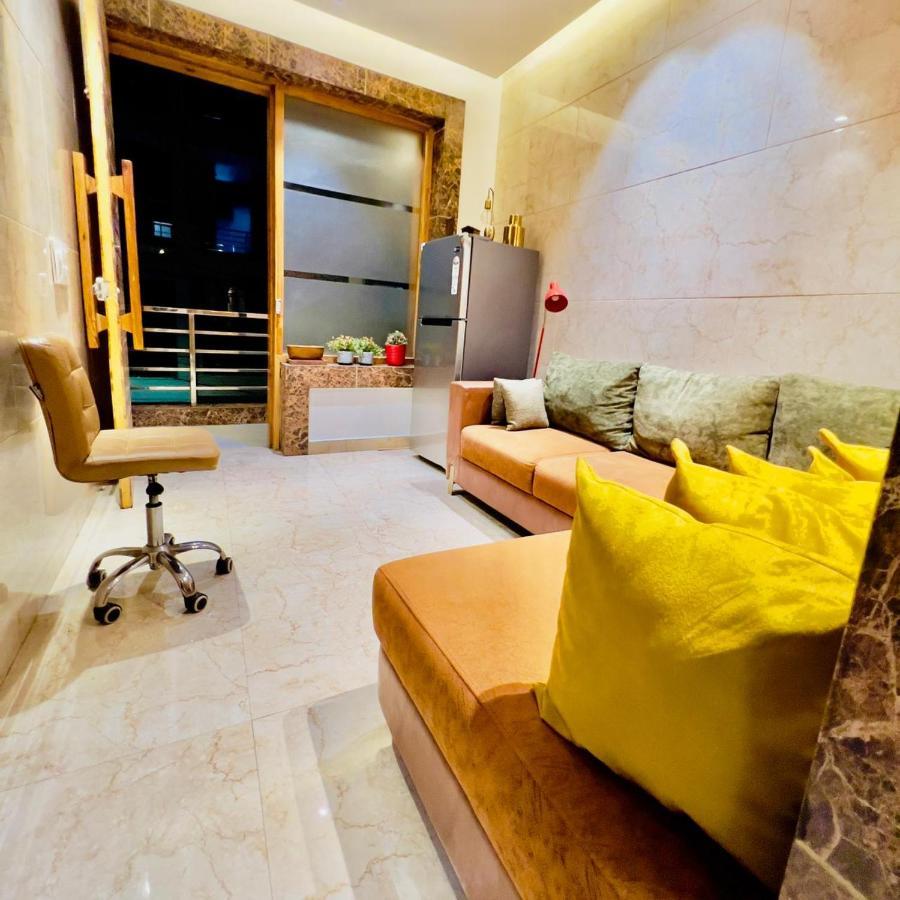 Divine Studios Rajouri Garden Nowe Delhi Zewnętrze zdjęcie