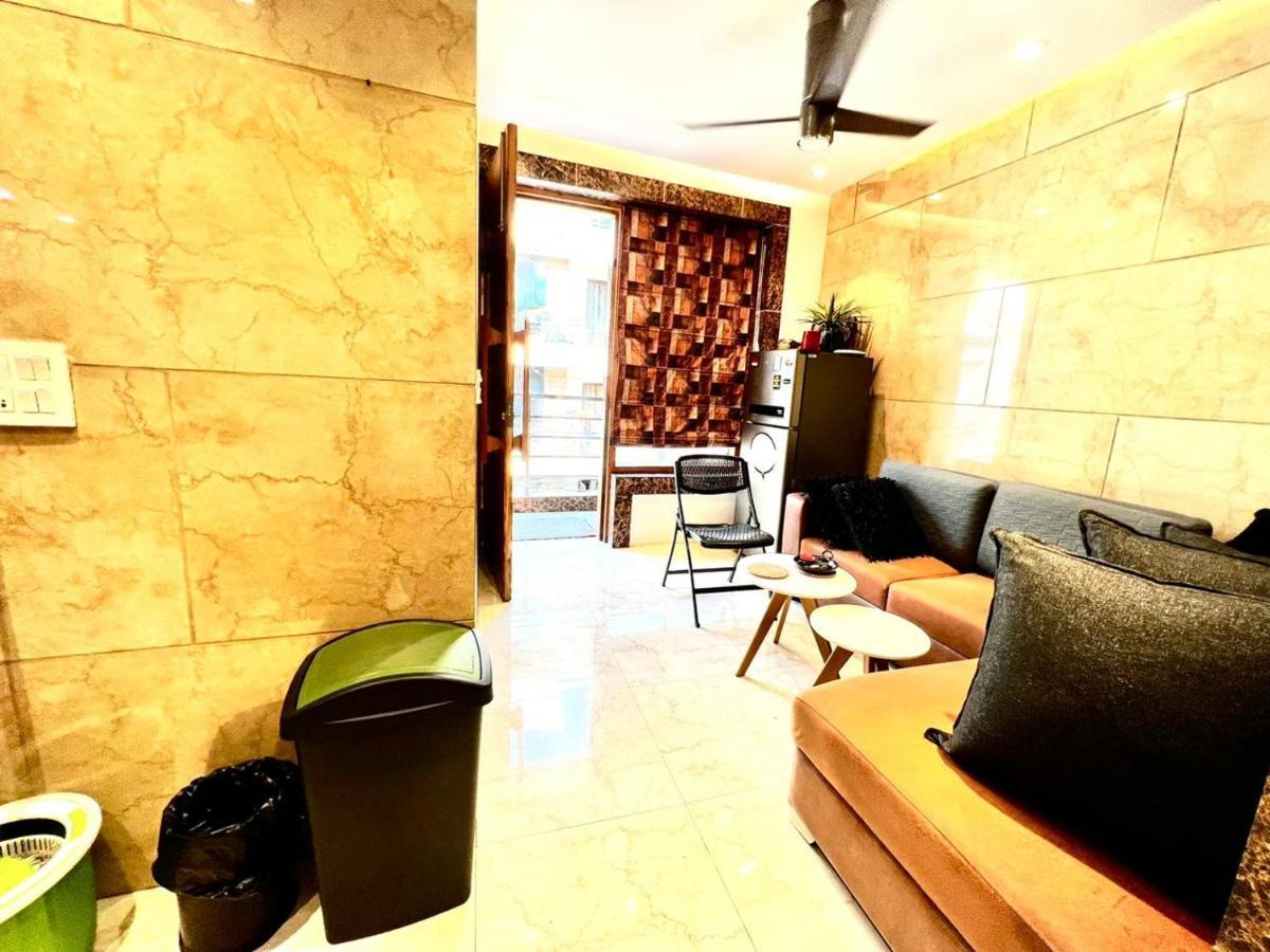 Divine Studios Rajouri Garden Nowe Delhi Zewnętrze zdjęcie